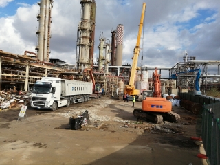 Decommissioning impianto lavaggio gas-Raffineria di Gela.